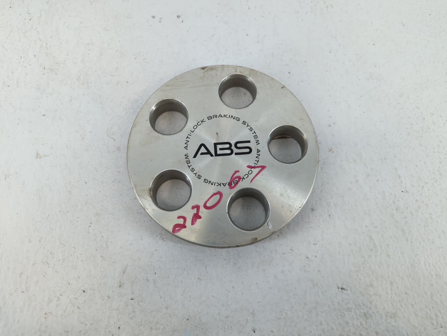 2000 Dodge Caravan Rim Wheel Center Cap 700570 - Oemusedautoparts1.com