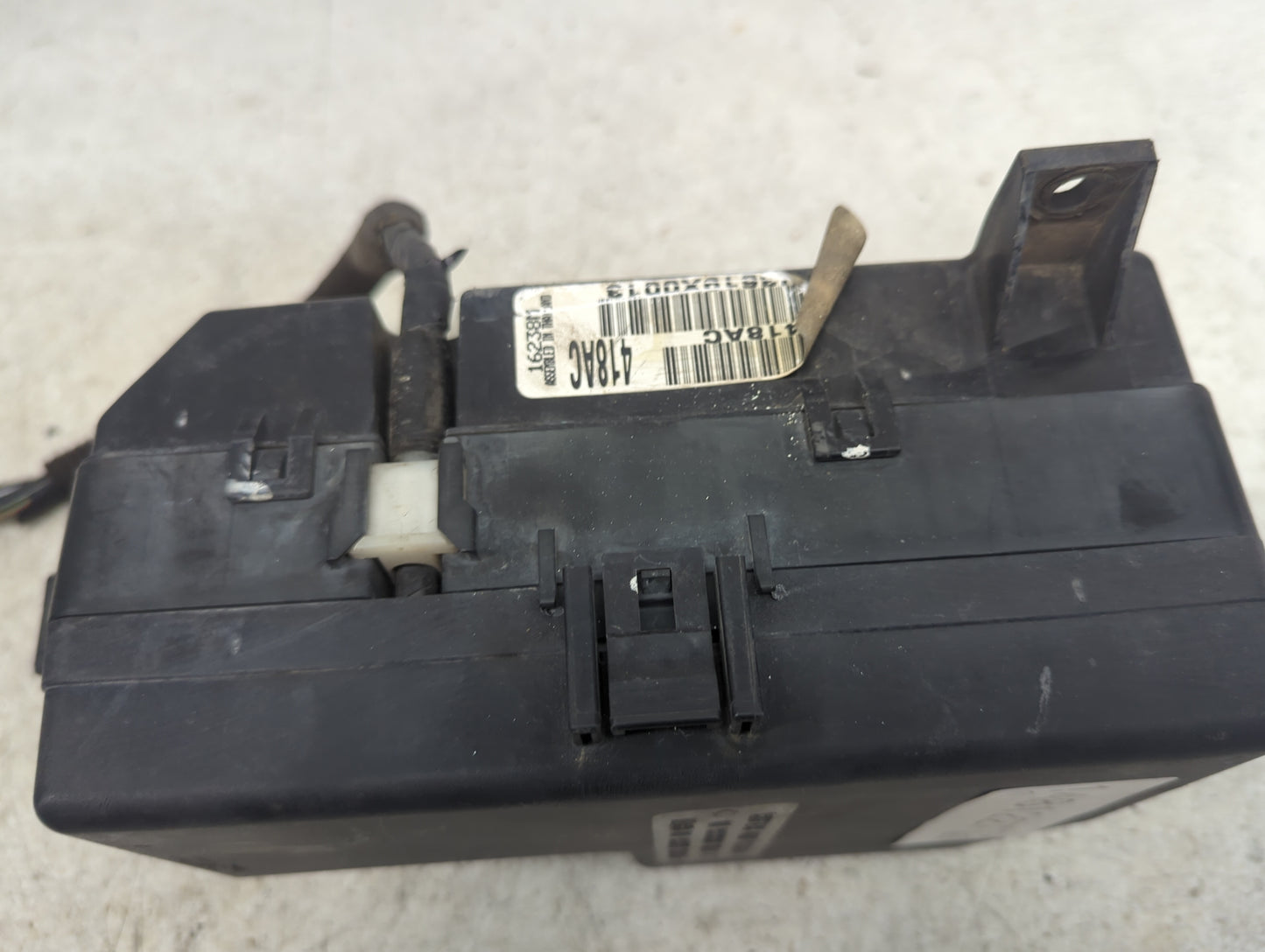 2000-2002 Dodge Dakota Fusebox Fuse Box Panel Relay Module P/N:56049418AC V71499301129930 Fits Fits 2000 2001 2002 OEM Used 