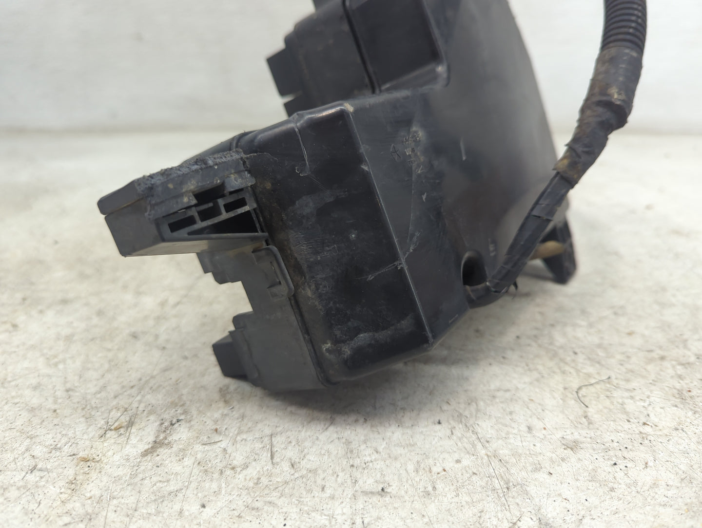 2000-2002 Dodge Dakota Fusebox Fuse Box Panel Relay Module P/N:56049418AC V71499301129930 Fits Fits 2000 2001 2002 OEM Used 