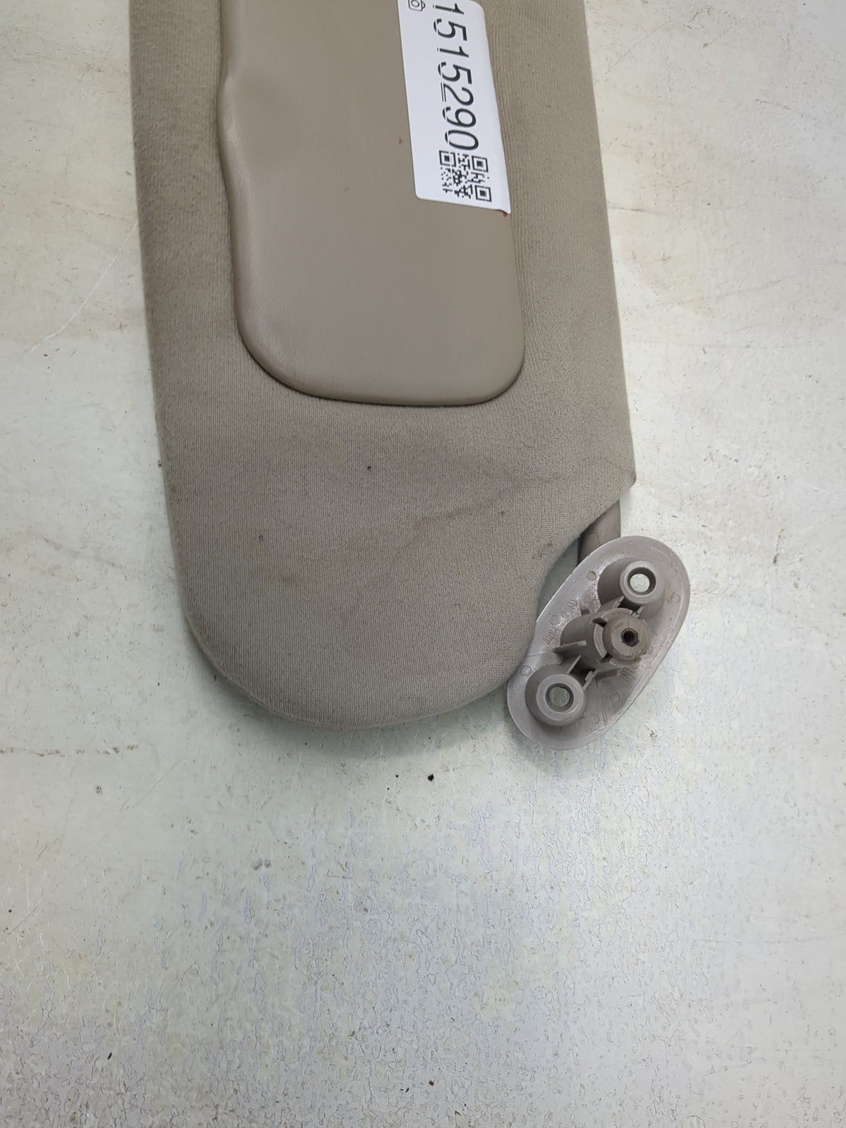 2000-2001 Dodge Dakota Sun Visor Shade Replacement Passenger Right Mirror Fits Fits 2000 2001 OEM Used Auto Parts - Oemuseda