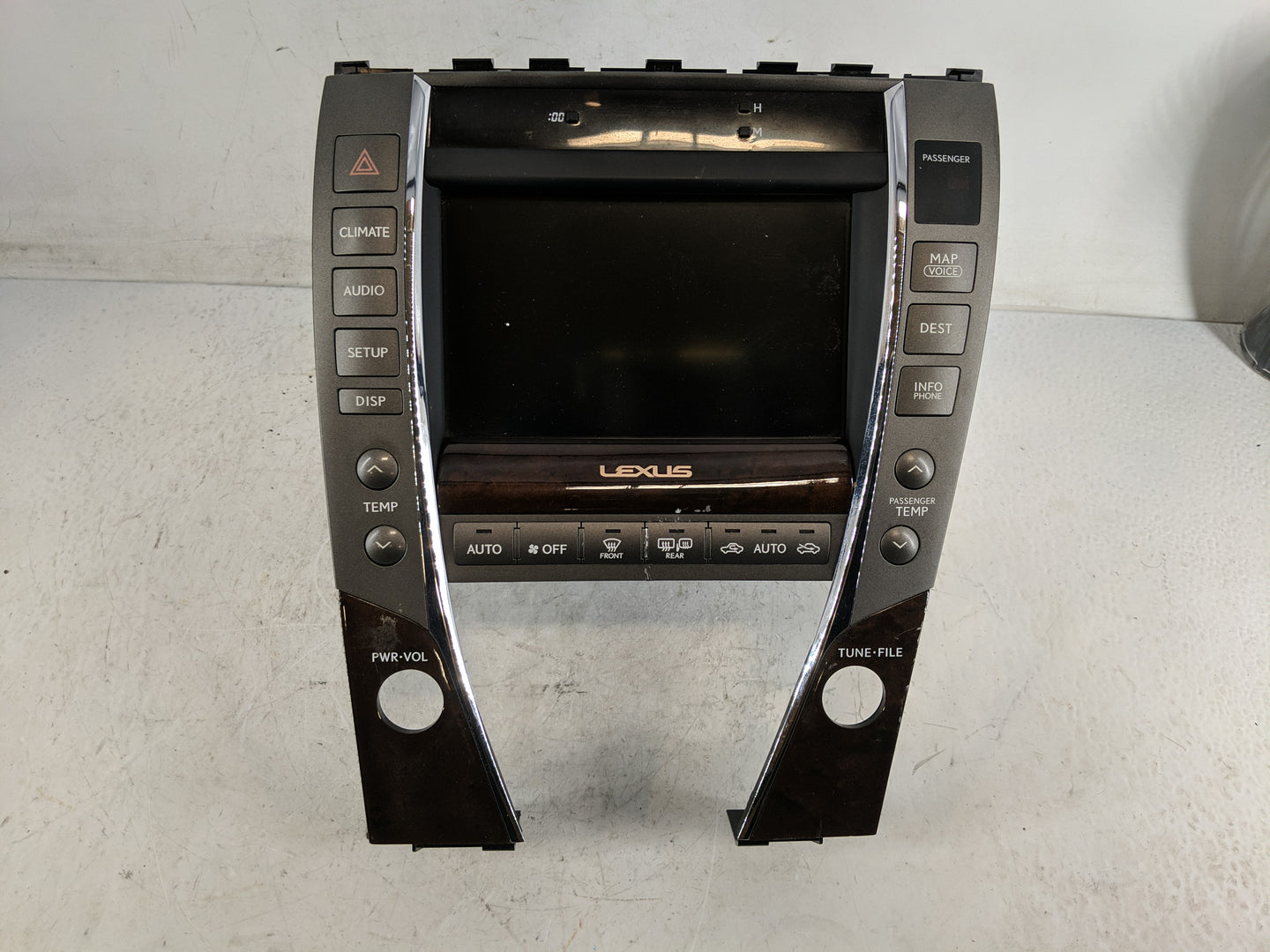 2000 Dodge Durango Radio AM FM Cd Player Receiver Replacement P/N:86431-33011 Fits OEM Used Auto Parts - Oemusedautoparts1.c