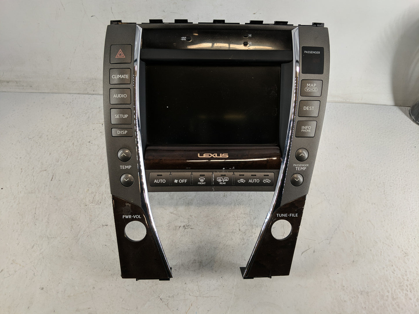 2000 Dodge Durango Radio AM FM Cd Player Receiver Replacement P/N:86431-33011 Fits OEM Used Auto Parts - Oemusedautoparts1.c