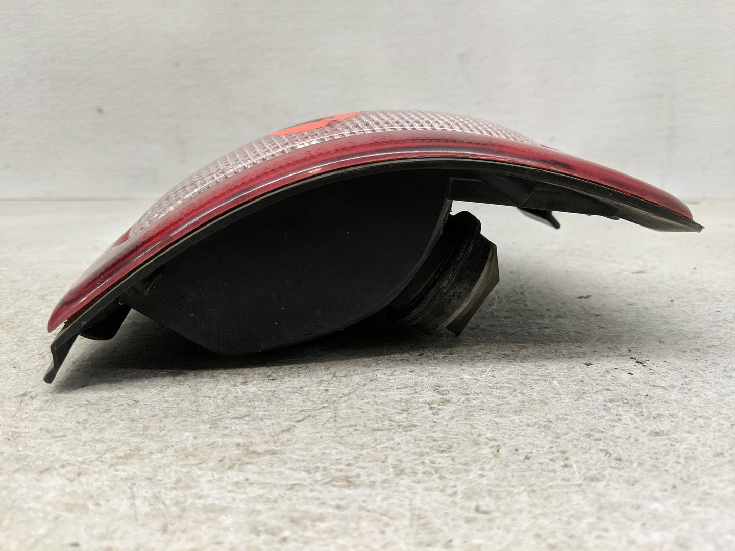 1998-2003 Dodge Durango Tail Light Assembly Passenger Right OEM P/N:4576362 Fits Fits 1996 1997 1998 1999 2000 2001 2002 200
