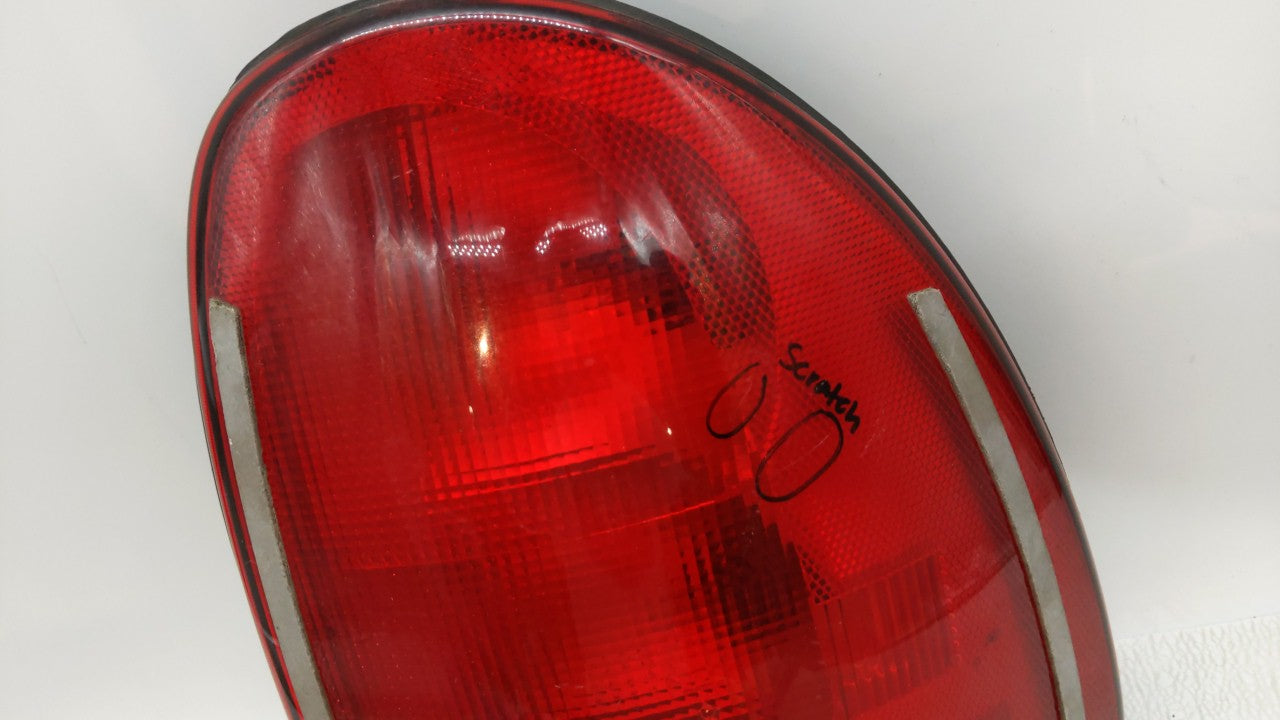 1998-2003 Dodge Durango Tail Light Assembly Passenger Right OEM Fits Fits 1996 1997 1998 1999 2000 2001 2002 2003 OEM Used A