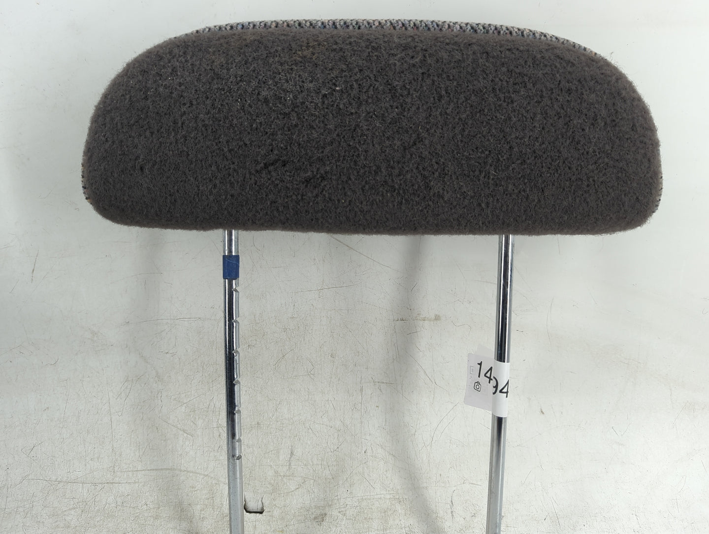 2000-2003 Dodge Durango Headrest Head Rest Front Driver Passenger Seat Fits Fits 2000 2001 2002 2003 OEM Used Auto Parts - O