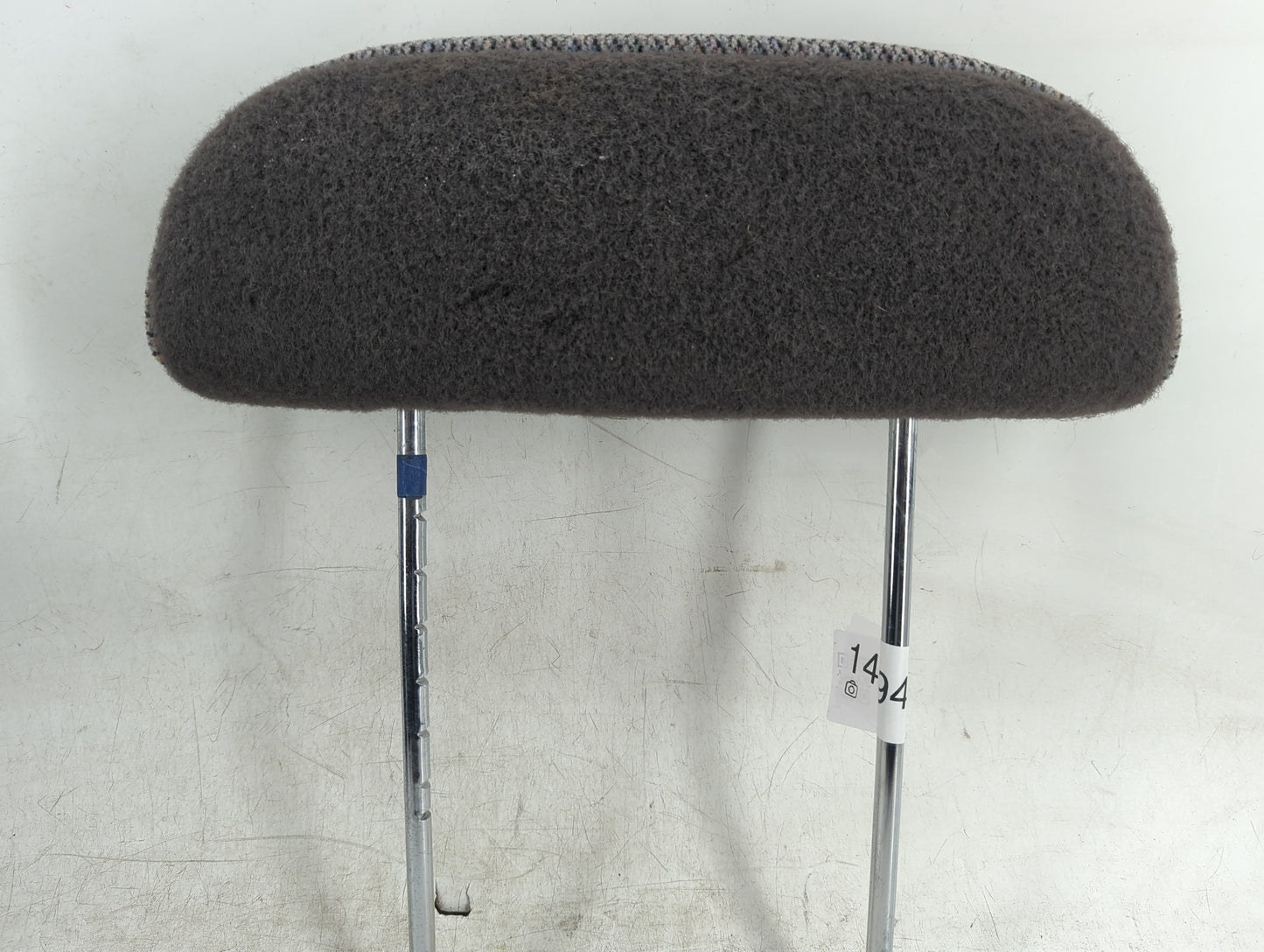 2000-2003 Dodge Durango Headrest Head Rest Front Driver Passenger Seat Fits Fits 2000 2001 2002 2003 OEM Used Auto Parts - O