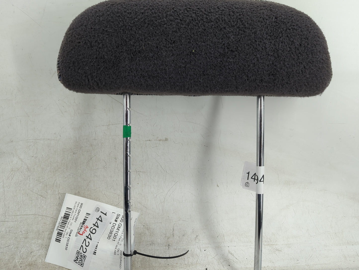 2000-2003 Dodge Durango Headrest Head Rest Rear Center Seat Fits Fits 2000 2001 2002 2003 OEM Used Auto Parts - Oemusedautop