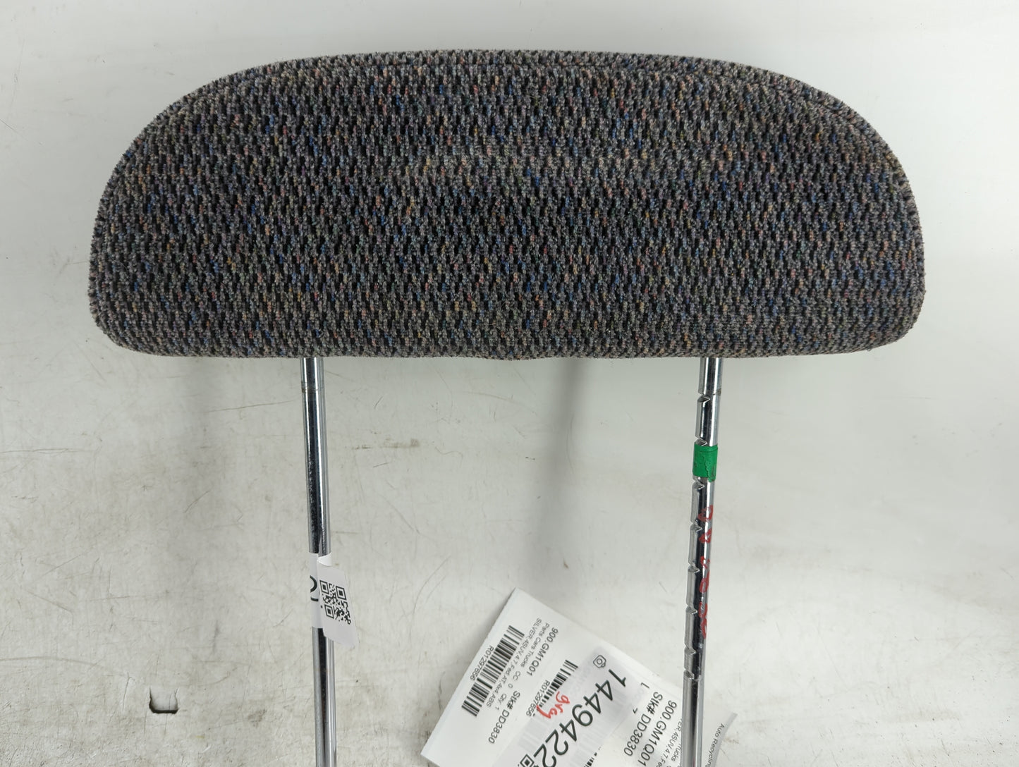 2000-2003 Dodge Durango Headrest Head Rest Rear Center Seat Fits Fits 2000 2001 2002 2003 OEM Used Auto Parts - Oemusedautop