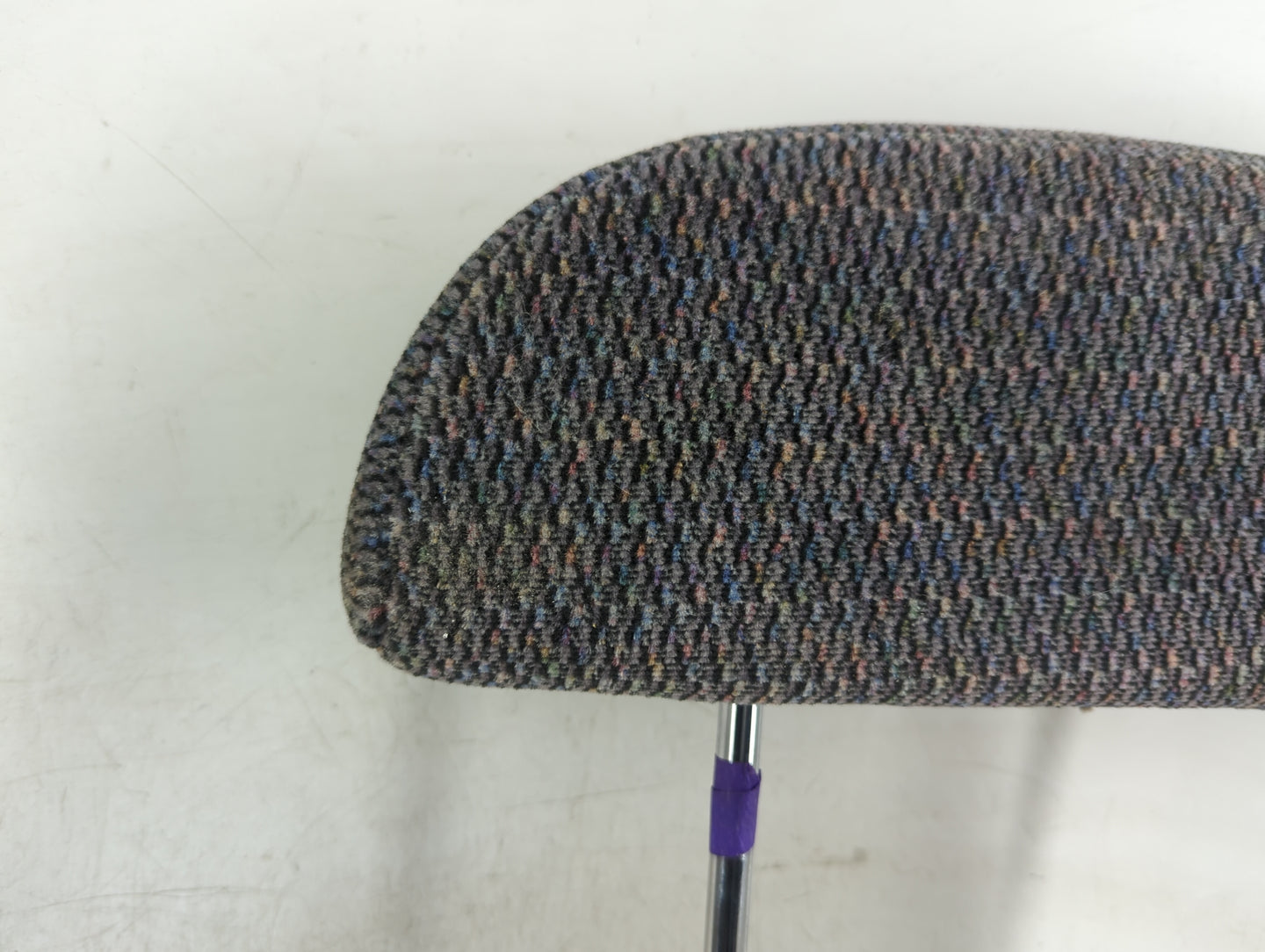 2000-2003 Dodge Durango Headrest Head Rest Rear Seat Fits Fits 2000 2001 2002 2003 OEM Used Auto Parts - Oemusedautoparts1.c