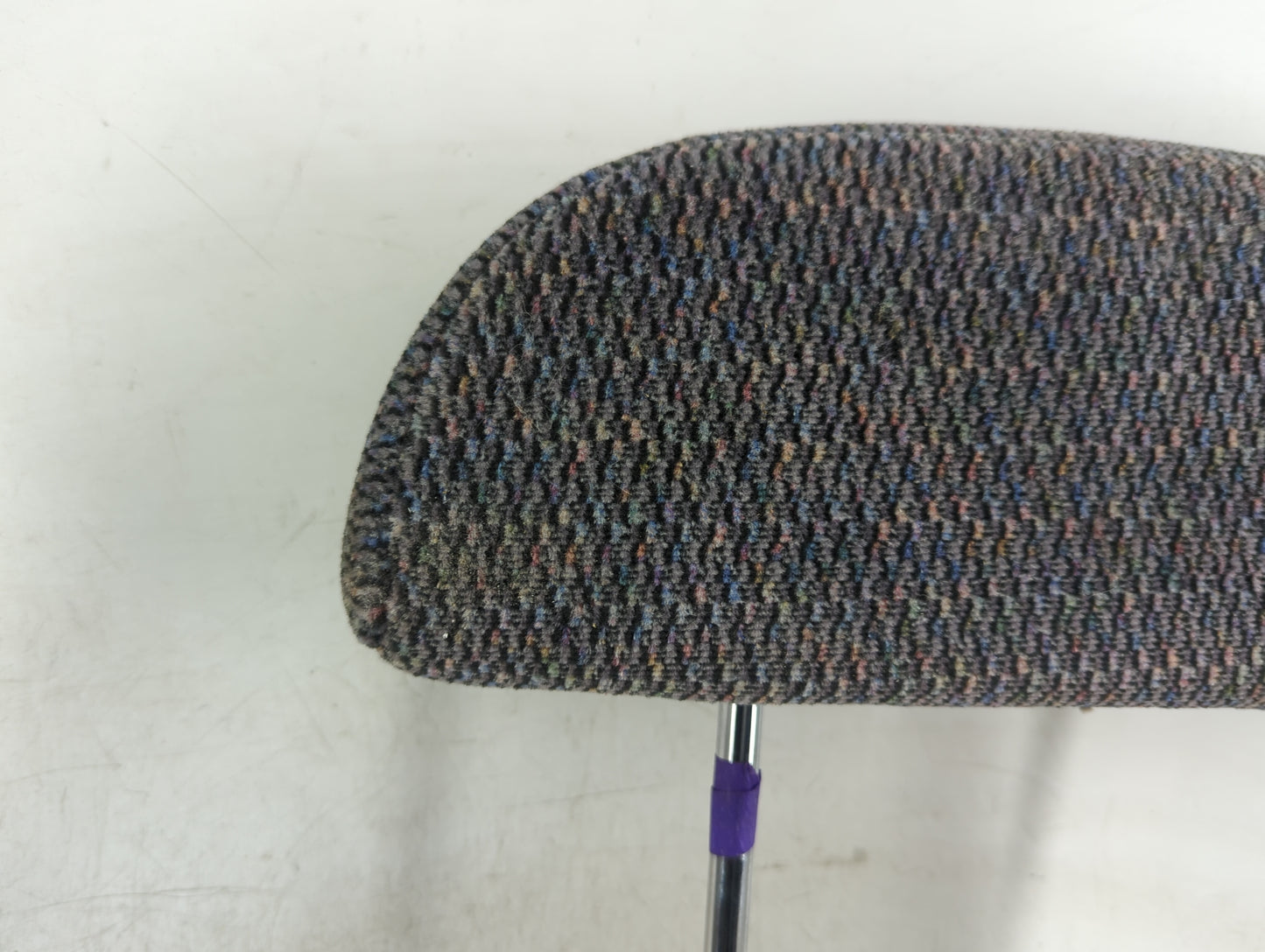 2000-2003 Dodge Durango Headrest Head Rest Rear Seat Fits Fits 2000 2001 2002 2003 OEM Used Auto Parts - Oemusedautoparts1.c