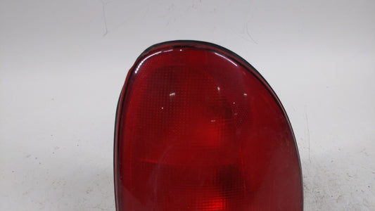 1998-2003 Dodge Durango Tail Light Assembly Passenger Right OEM P/N:4576362 Fits Fits 1996 1997 1998 1999 2000 2001 2002 2003 OEM Used Auto Parts