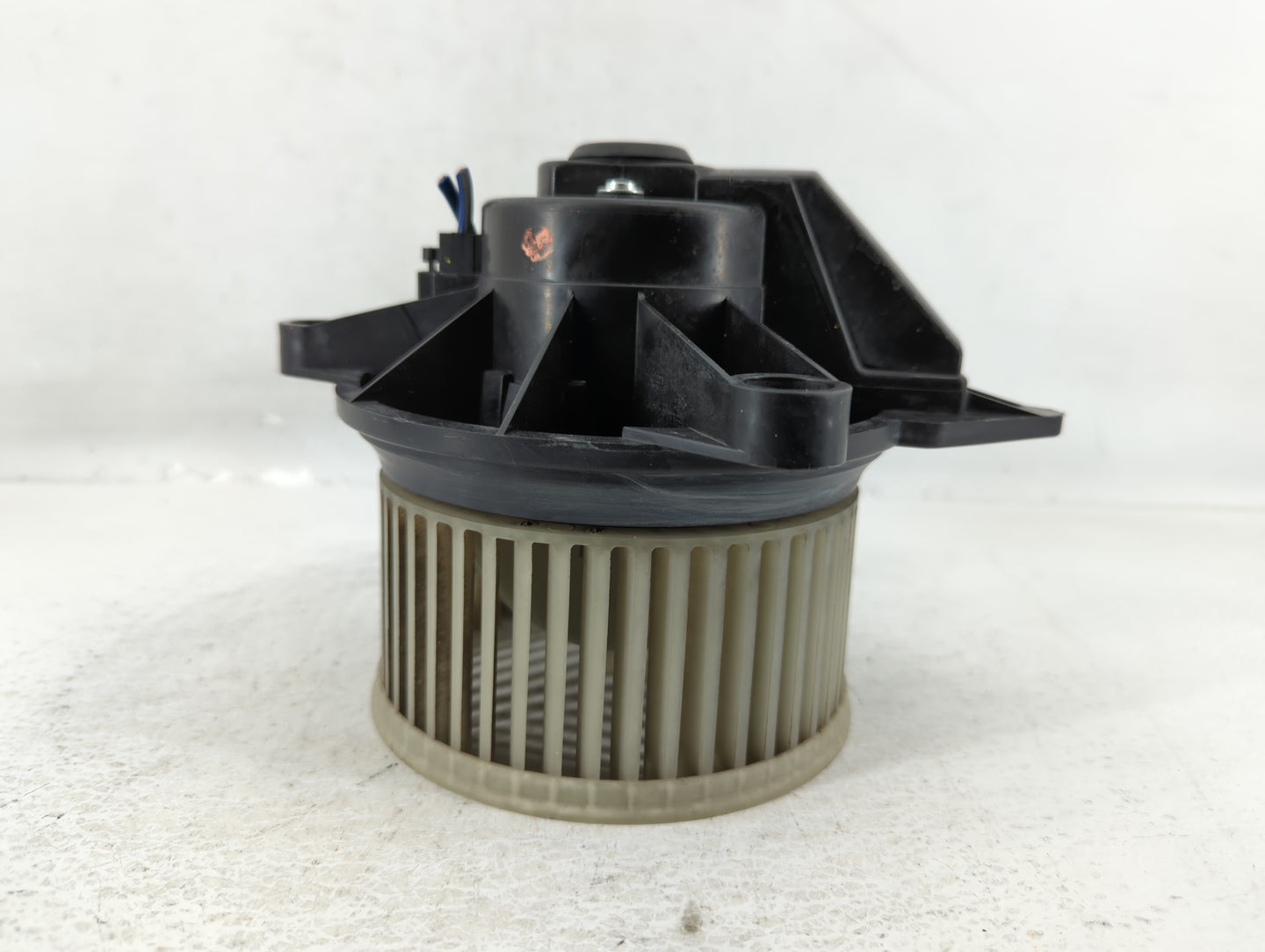 1998-2000 Dodge Durango Rear Heater AC Blower Motor P/N:AY166100-0432 Fits Fits 1998 1999 2000 OEM Used Auto Parts - Oemused