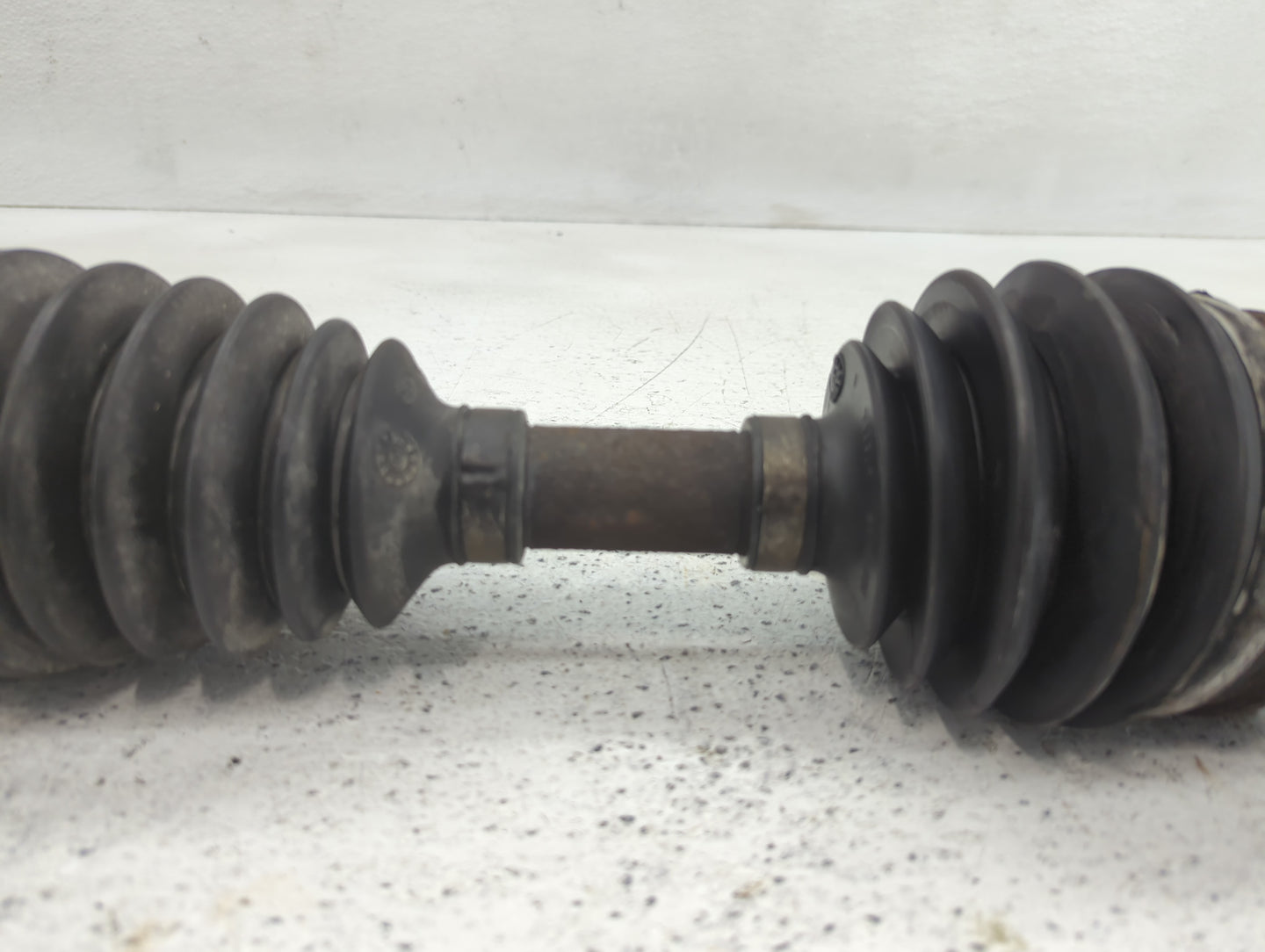 2000-2001 Dodge Durango Axle Shaft Front Driver Cv C/v - Oemusedautoparts1.com