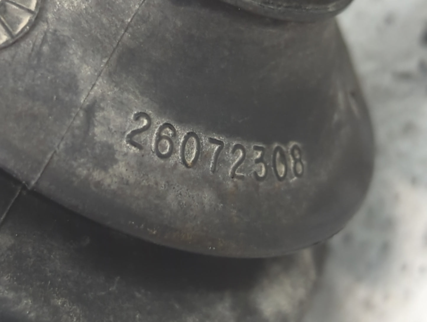 2000-2001 Dodge Durango Axle Shaft Front Driver Cv C/v - Oemusedautoparts1.com