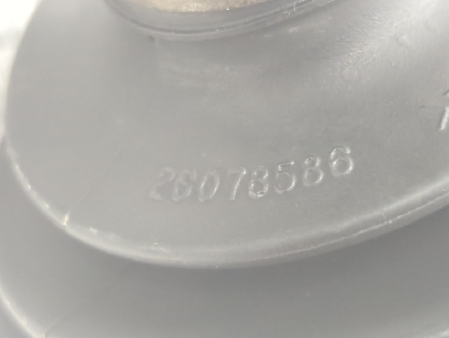 2000-2001 Dodge Durango Axle Shaft Front Driver Cv C/v - Oemusedautoparts1.com