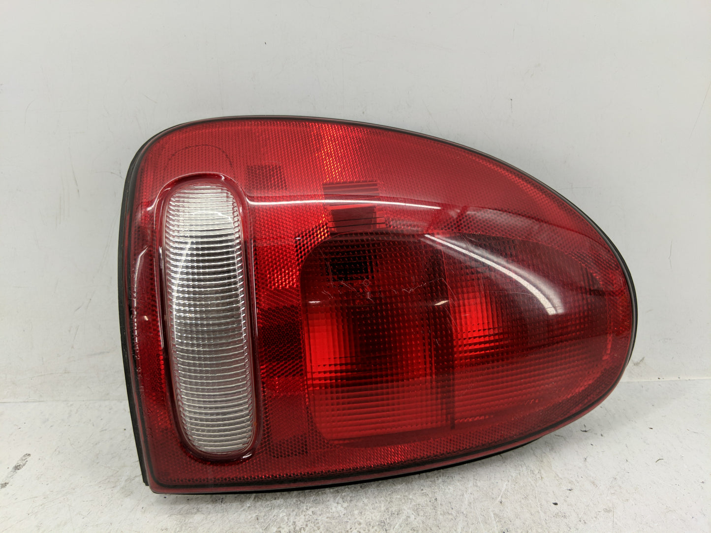 2000 Dodge Grand Caravan Tail Light Assembly Driver Left OEM P/N:4576363 Fits Fits 1996 1997 1998 1999 2001 2002 2003 OEM Us