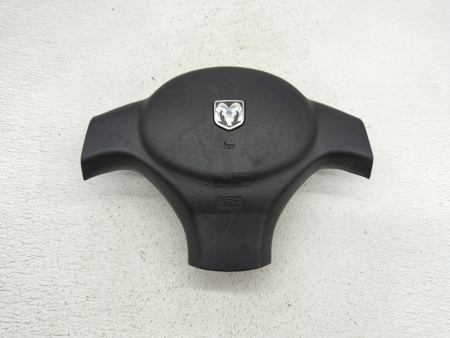 2000 Dodge Neon Air Bag Driver Left Steering Wheel Mounted P/N:BAM-PT1-1008 Fits OEM Used Auto Parts - Oemusedautoparts1.com