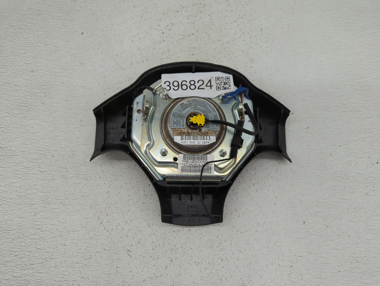 2000 Dodge Neon Air Bag Driver Left Steering Wheel Mounted P/N:BAM-PT1-1008 Fits OEM Used Auto Parts - Oemusedautoparts1.com