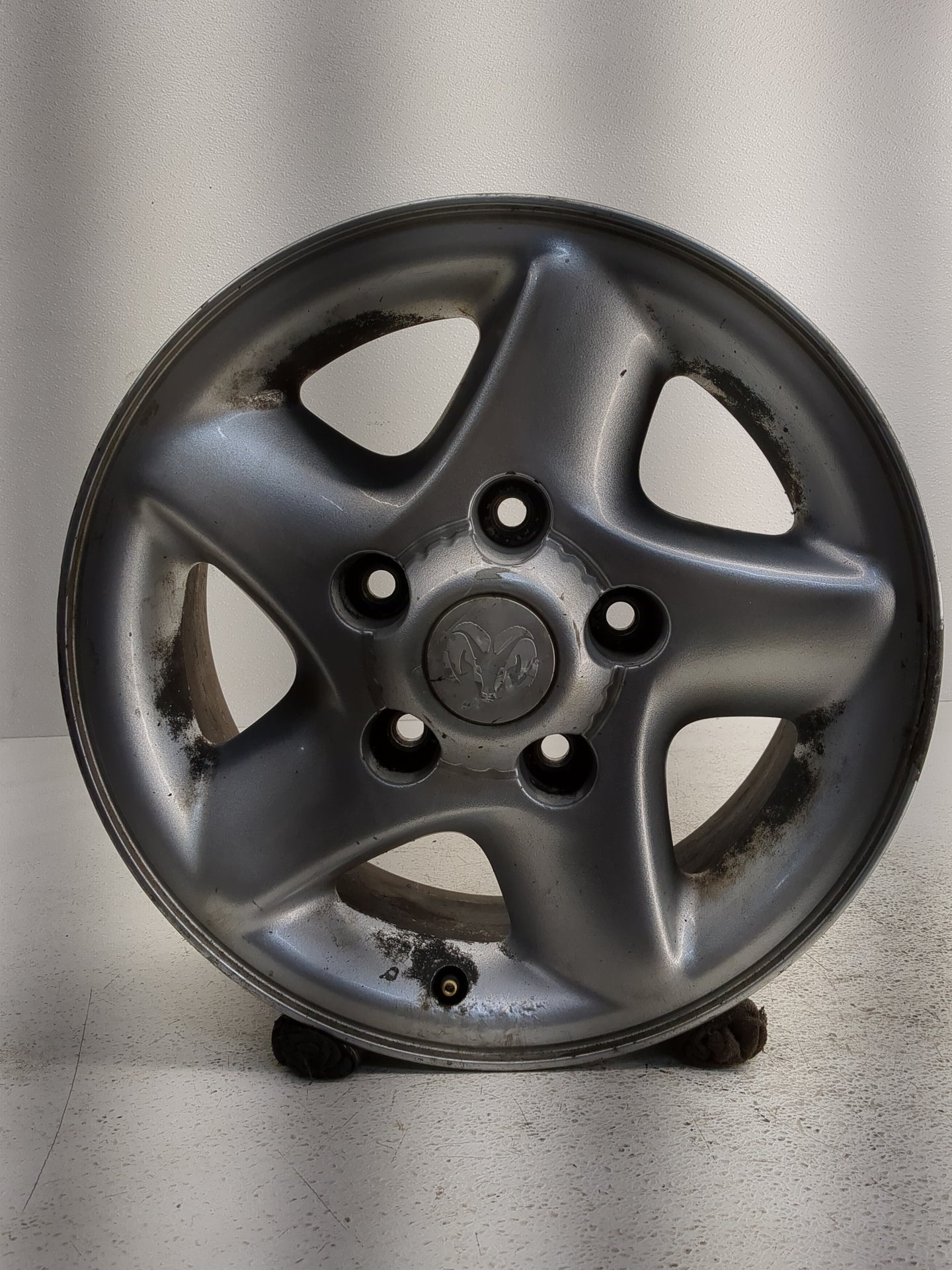 1994-2001 Dodge Ram 1500 Oem Wheel Rim 1229748 - Oemusedautoparts1.com