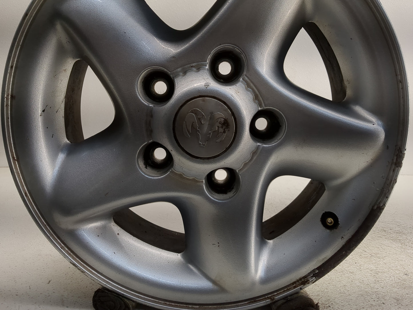 1994-2001 Dodge Ram 1500 Oem Wheel Rim 1229750 - Oemusedautoparts1.com