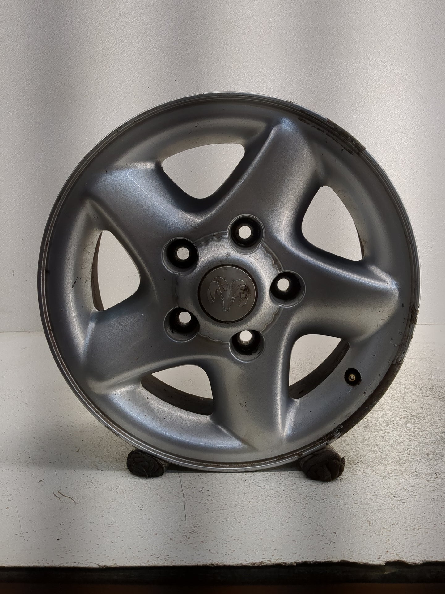 1994-2001 Dodge Ram 1500 Oem Wheel Rim 1229750 - Oemusedautoparts1.com