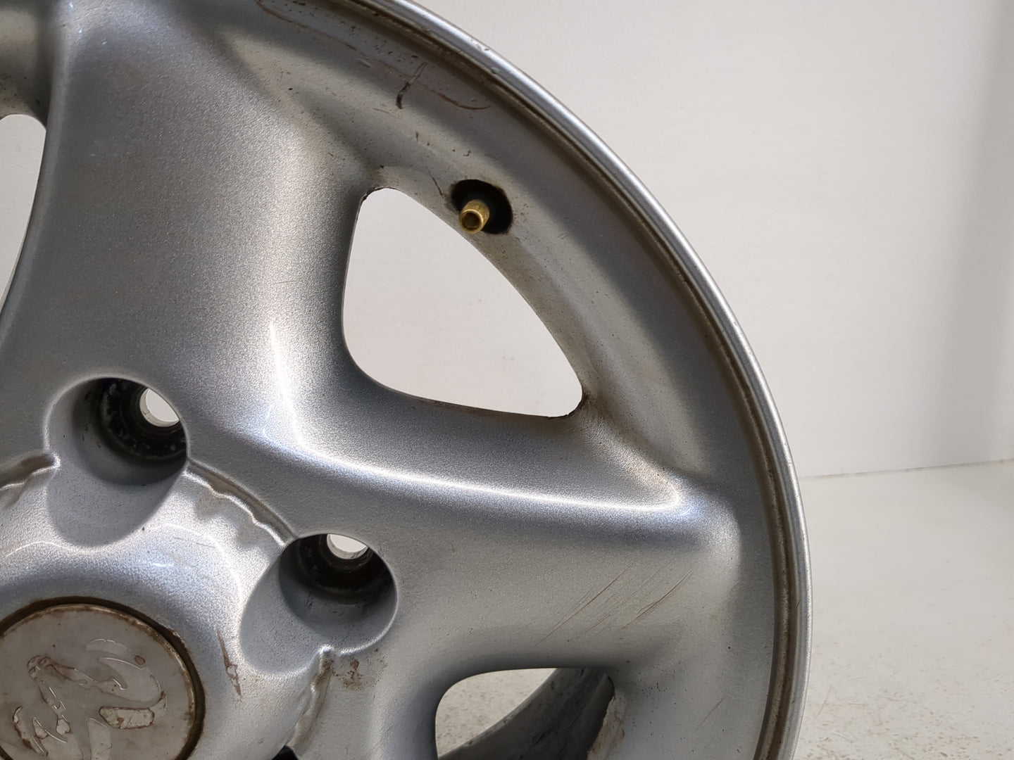 1994-2001 Dodge Ram 1500 Oem Wheel Rim 1229751 - Oemusedautoparts1.com