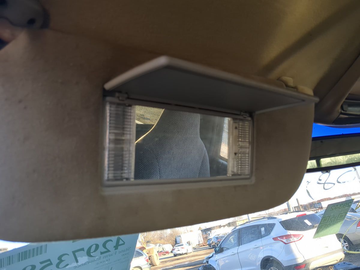 2000-2001 Dodge Ram 1500 Sun Visor Shade Replacement Driver Left Mirror Fits Fits 2000 2001 2002 OEM Used Auto Parts - Oemus