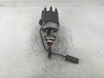 compare product 1998-2003 Dodge Ram 1500 Engine Ignition Distributor OEM Fits Fits 1998 1999 2000 2001 2002 2003 OEM Used Auto Parts