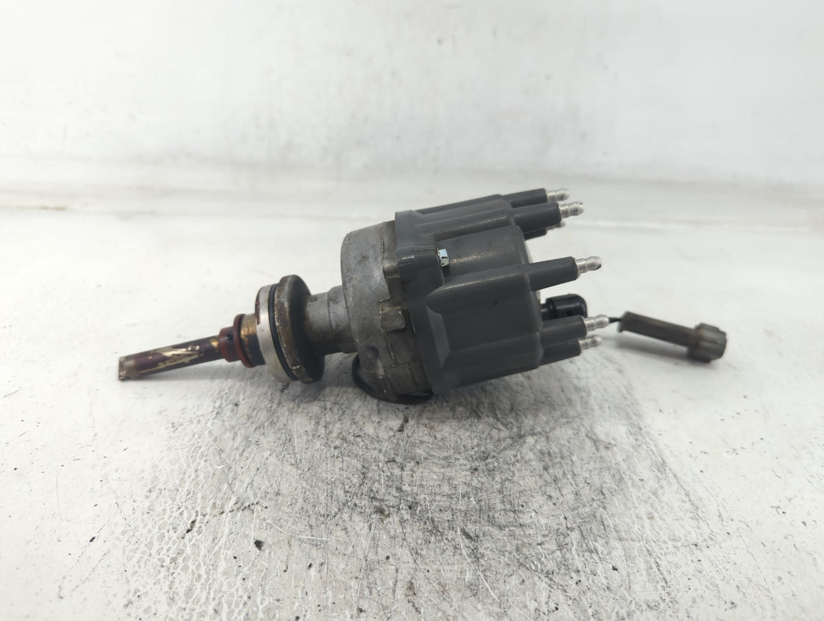 1998-2003 Dodge Ram 1500 Engine Ignition Distributor OEM Fits Fits 1998 1999 2000 2001 2002 2003 OEM Used Auto Parts - Oemus
