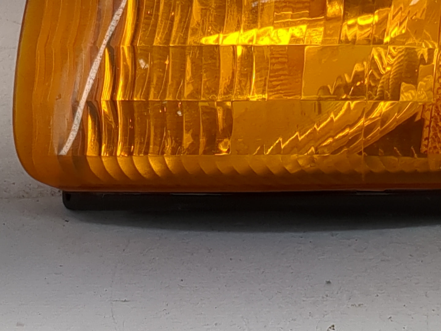 2000 Dodge Ram 2500 Tail Light Assembly Driver Left OEM P/N:55076527AC Fits OEM Used Auto Parts - Oemusedautoparts1.com