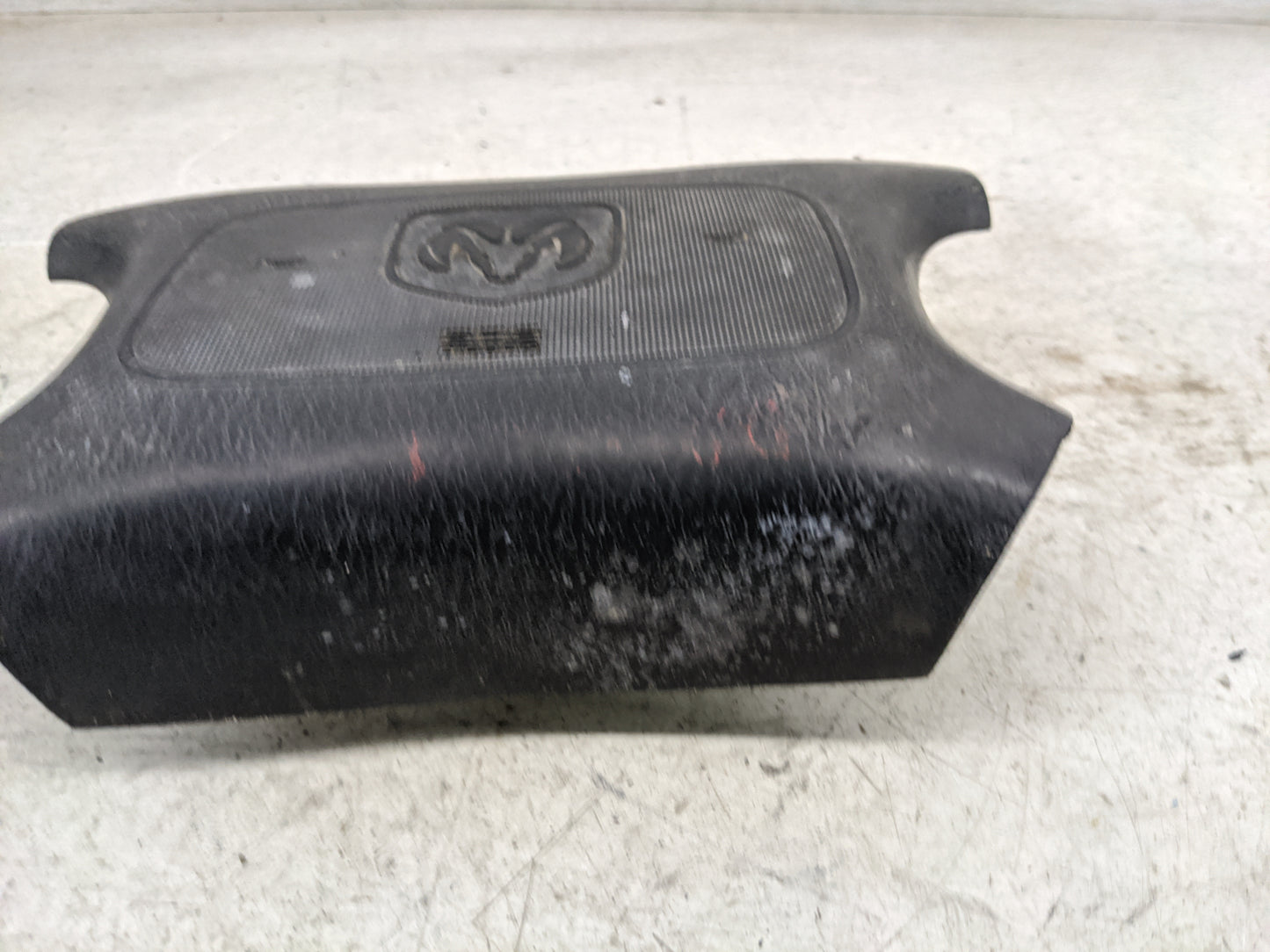2000 Dodge Ram 2500 Van Air Bag Driver Left Steering Wheel Mounted Fits Fits 2001 OEM Used Auto Parts - Oemusedautoparts1.co
