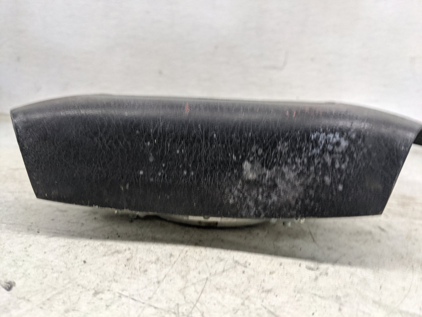 2000 Dodge Ram 2500 Van Air Bag Driver Left Steering Wheel Mounted Fits Fits 2001 OEM Used Auto Parts - Oemusedautoparts1.co