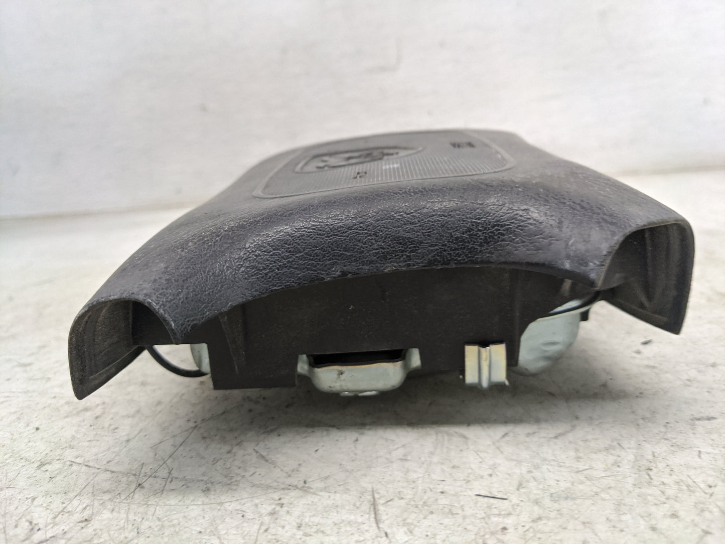 2000 Dodge Ram 2500 Van Air Bag Driver Left Steering Wheel Mounted Fits Fits 2001 OEM Used Auto Parts - Oemusedautoparts1.co