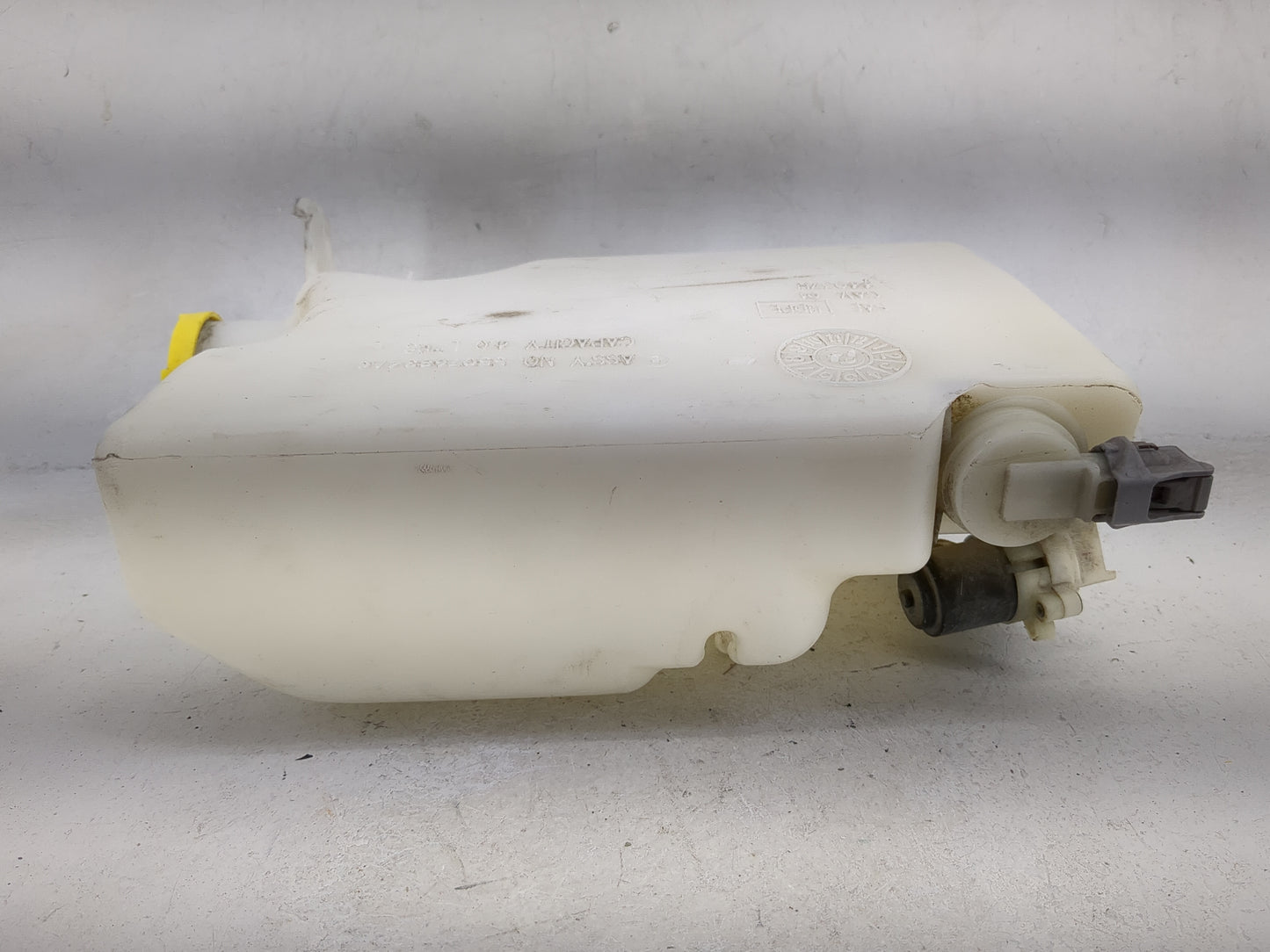 2000 Dodge Ram 2500 Van Radiator Coolant Overflow Expansion Tank Bottle 1481125 - Oemusedautoparts1.com