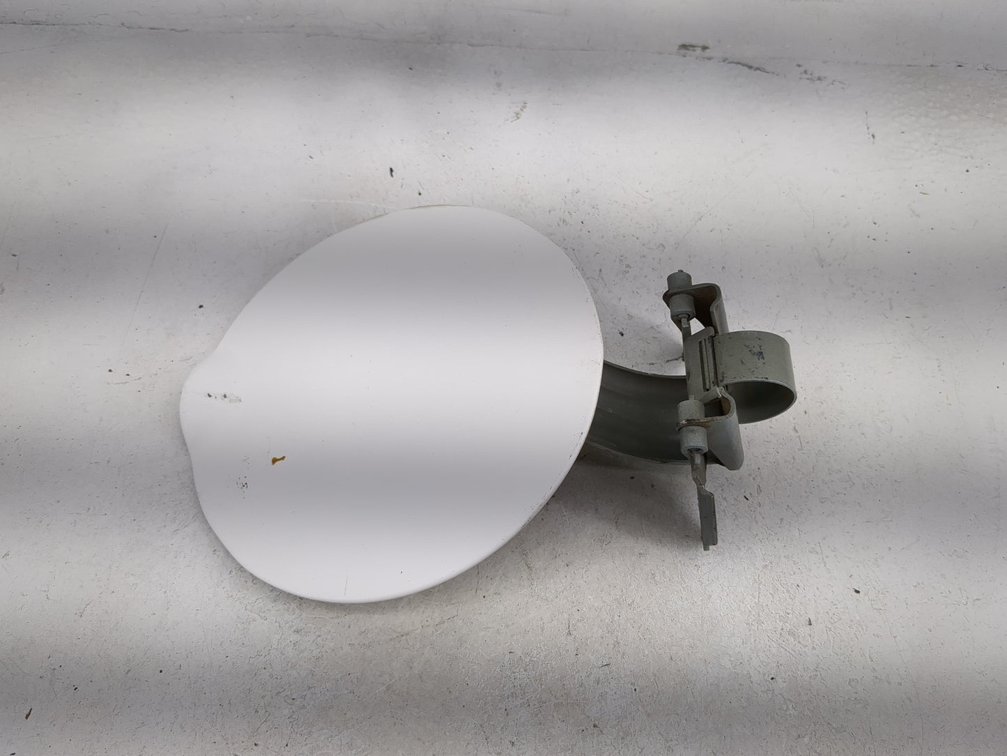2000 Dodge Ram 2500 Van Fuel Tank Door Lid Gas Tank White - Oemusedautoparts1.com