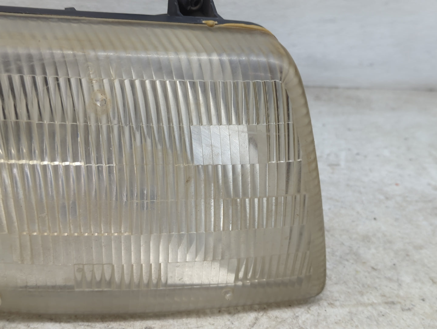 2000 Dodge Ram Van Passenger Right Oem Head Light Headlight Lamp Black - Oemusedautoparts1.com