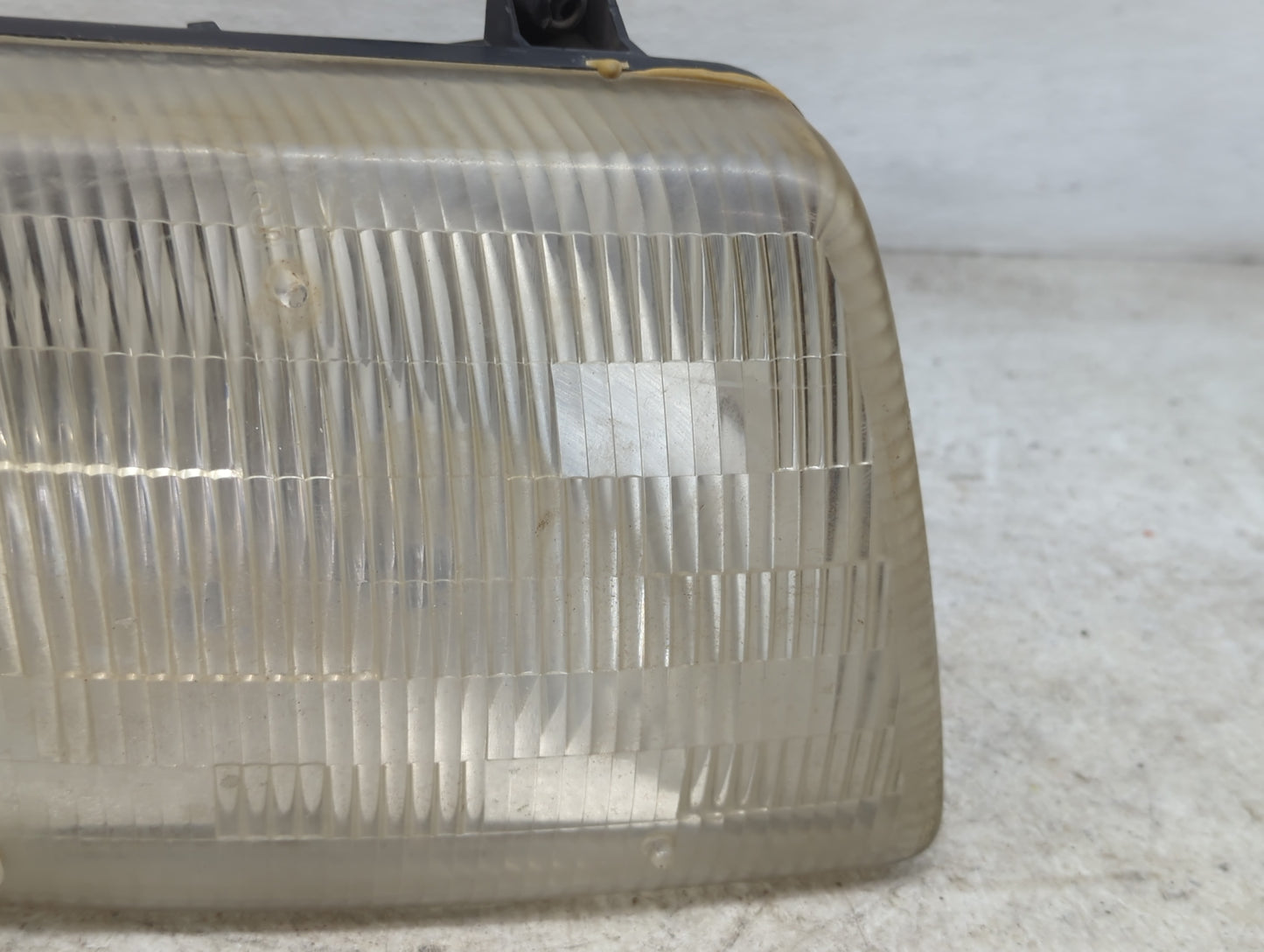 2000 Dodge Ram Van Passenger Right Oem Head Light Headlight Lamp Black - Oemusedautoparts1.com