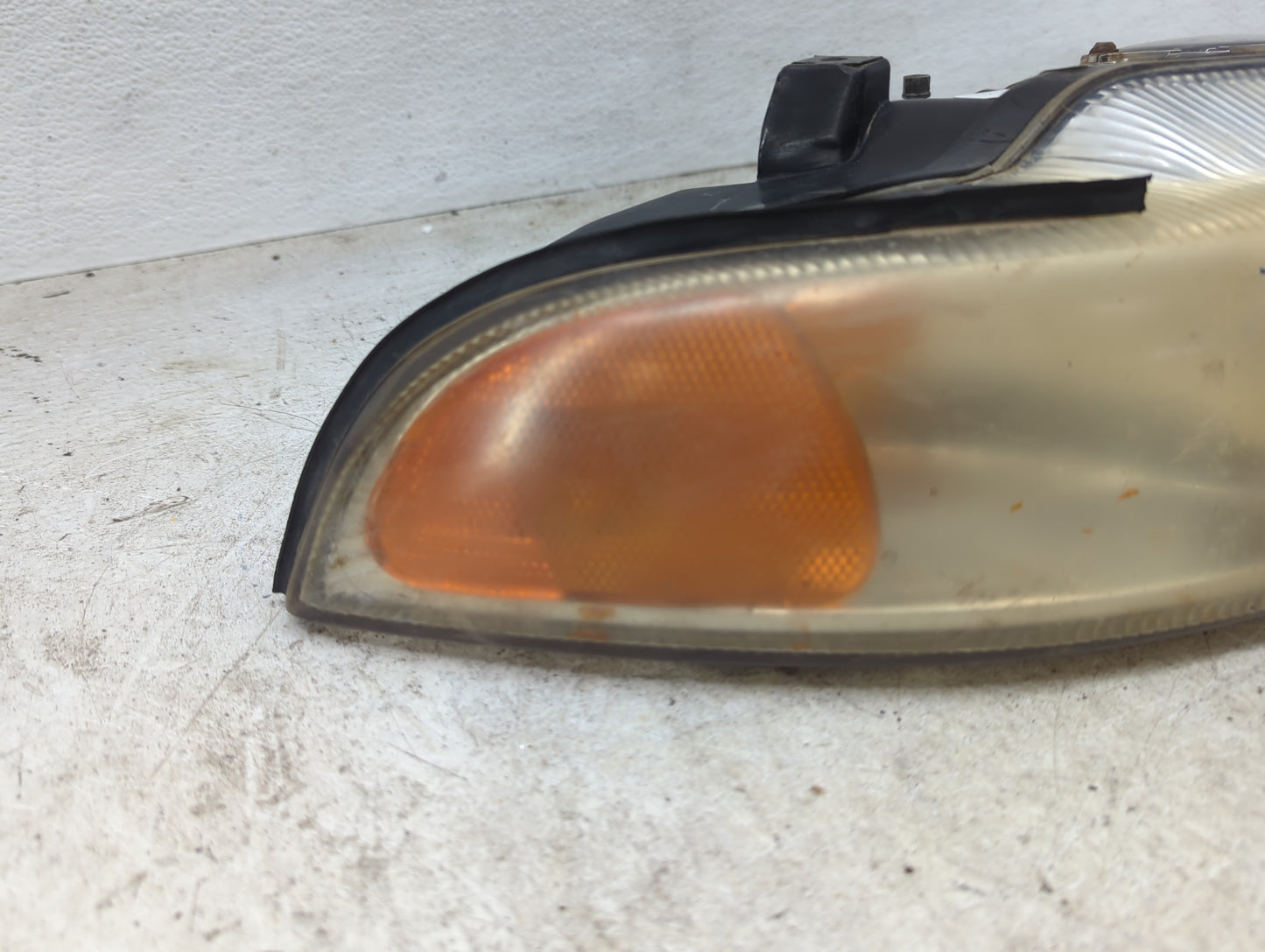 2000 Dodge Stratus Passenger Right Oem Head Light Headlight Lamp - Oemusedautoparts1.com