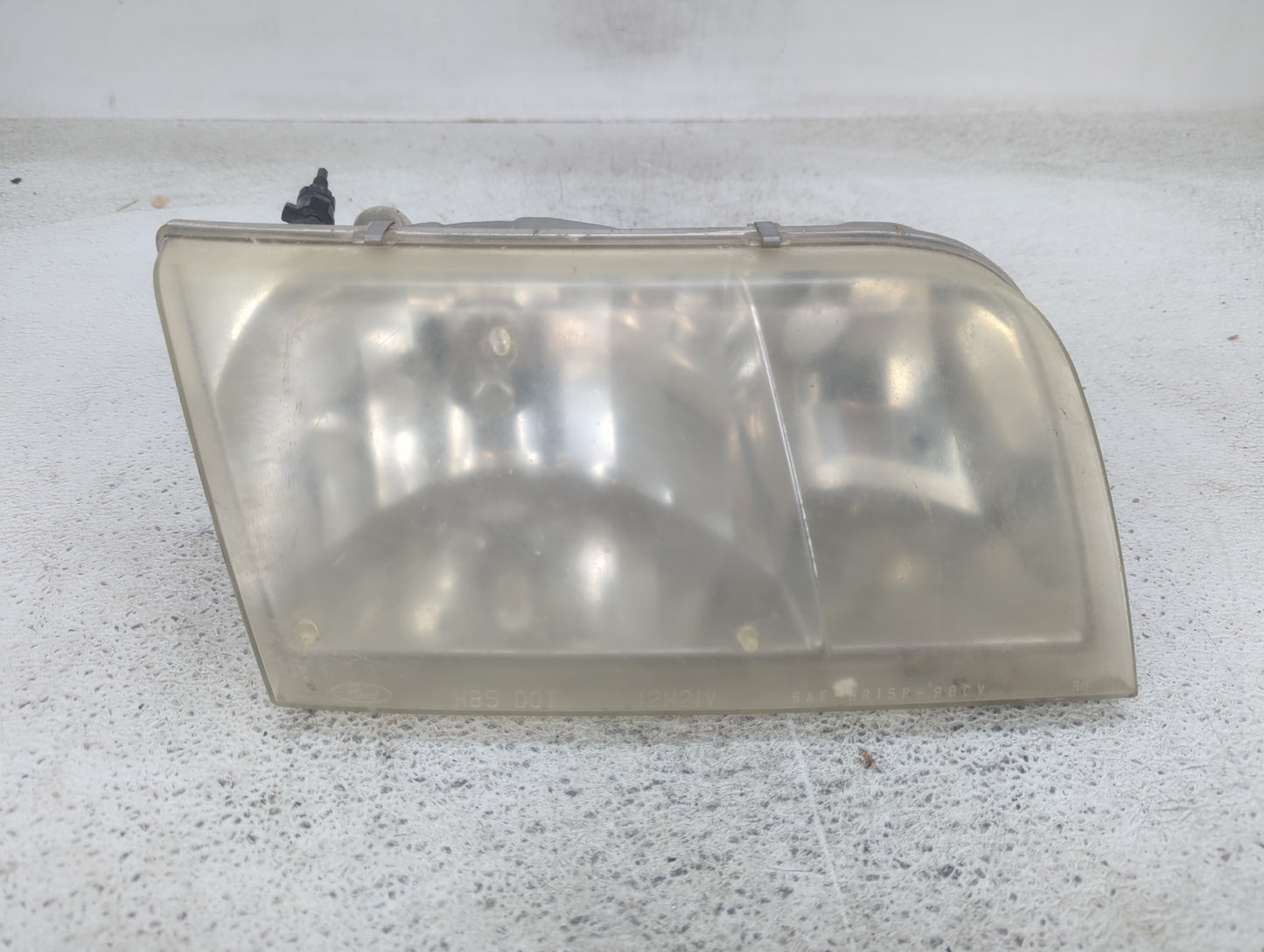 1999-2000 Ford Crown Victoria Driver Left Oem Head Light Headlight Lamp - Oemusedautoparts1.com