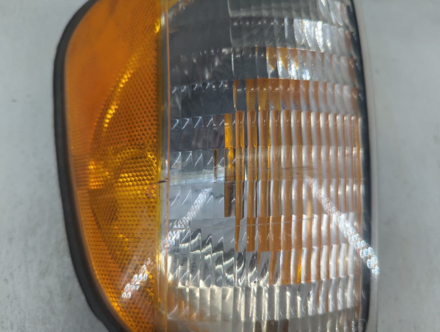 2000 Ford E-250 Passenger Right Oem Front Light Lamp - Oemusedautoparts1.com