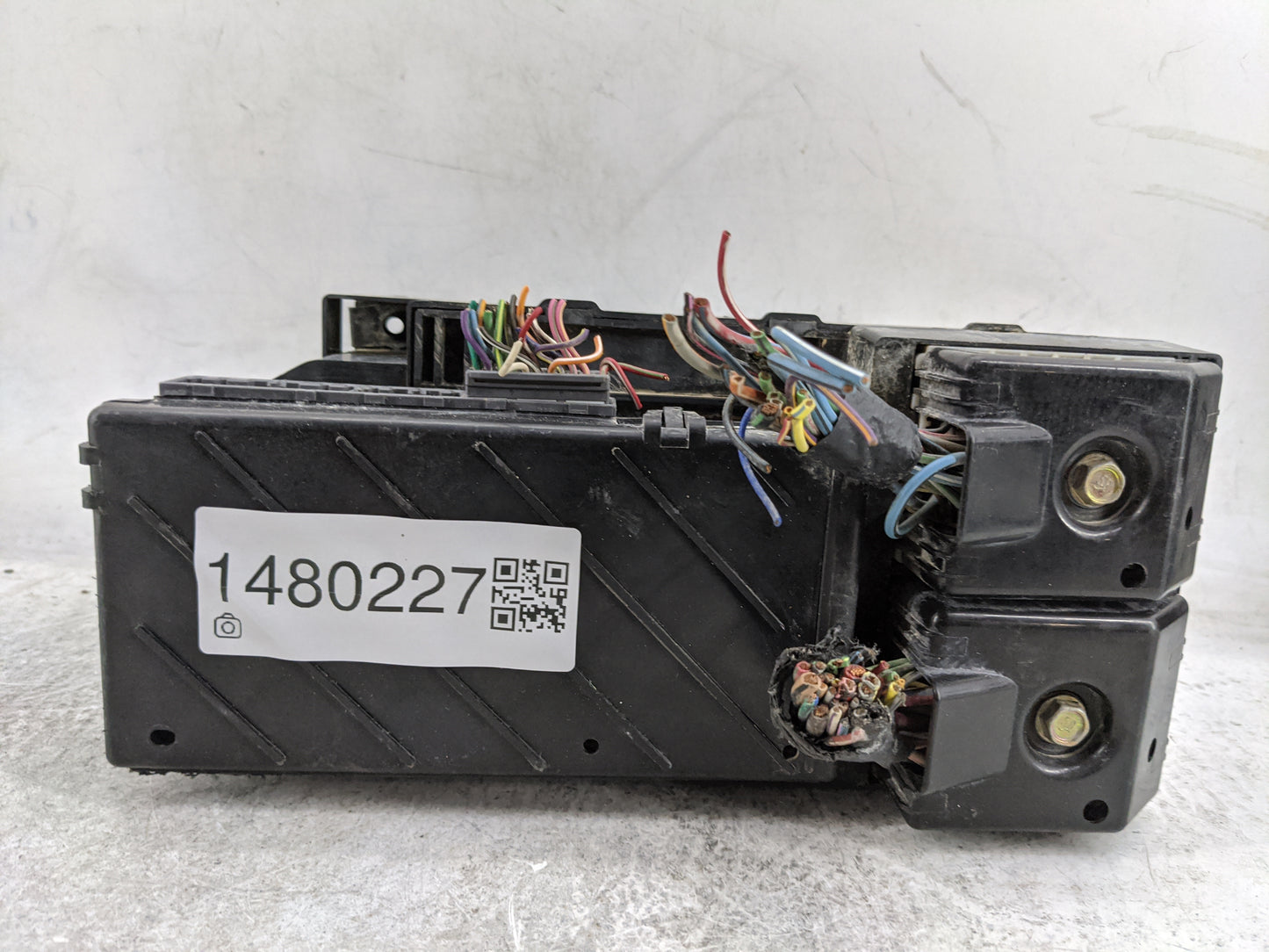 2000 Ford Excursion Fusebox Fuse Box Panel Relay Module P/N:1C7T-14A067-AD Fits OEM Used Auto Parts - Oemusedautoparts1.com