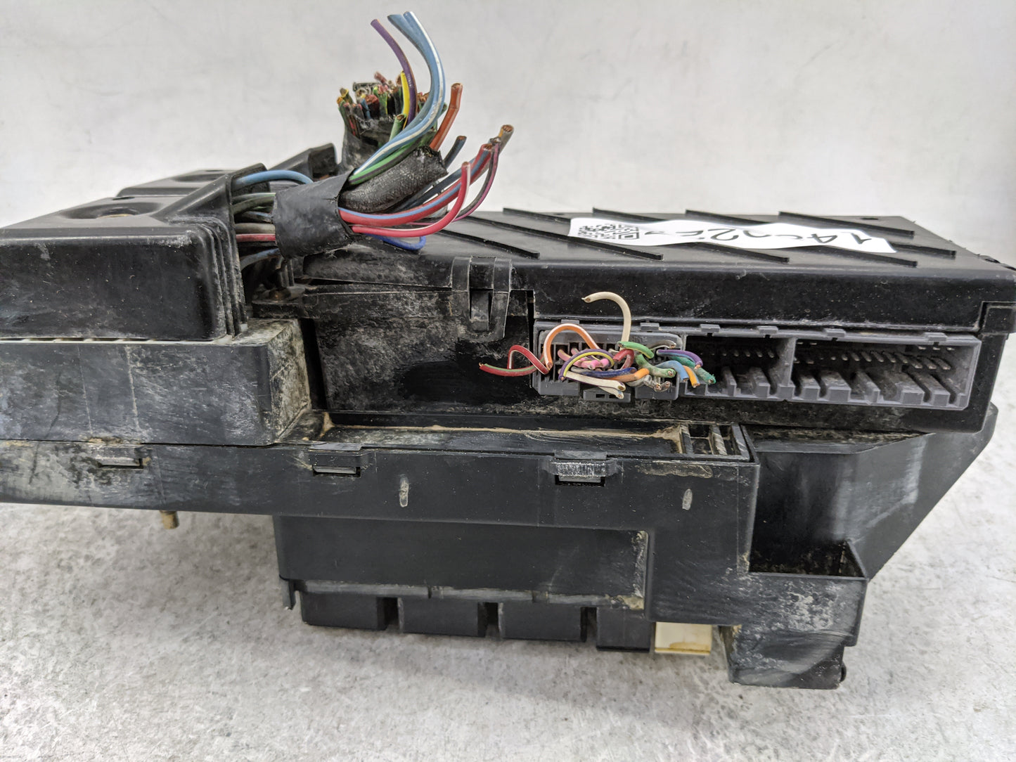 2000 Ford Excursion Fusebox Fuse Box Panel Relay Module P/N:1C7T-14A067-AD Fits OEM Used Auto Parts - Oemusedautoparts1.com