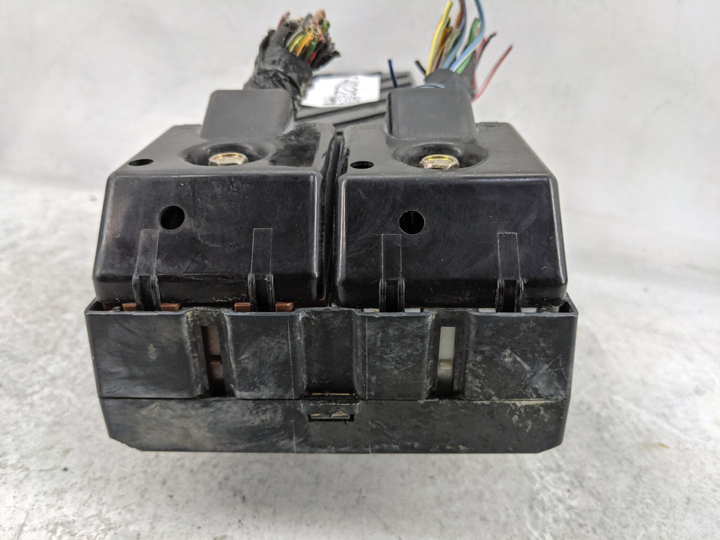 2000 Ford Excursion Fusebox Fuse Box Panel Relay Module P/N:1C7T-14A067-AD Fits OEM Used Auto Parts - Oemusedautoparts1.com