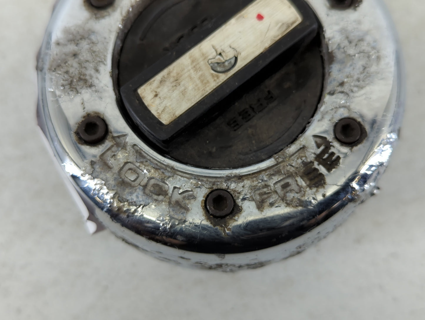 2000 Ford Excursion Free Lock 679171 - Oemusedautoparts1.com