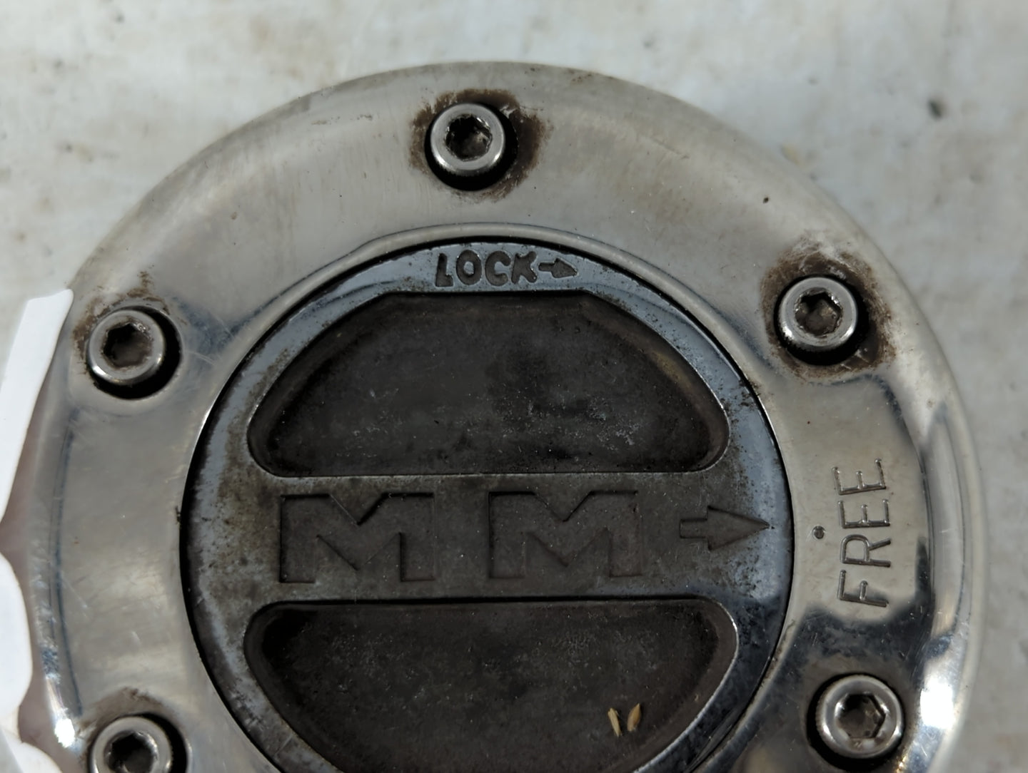 2000 Ford Excursion 4x4 Free Lock - Oemusedautoparts1.com