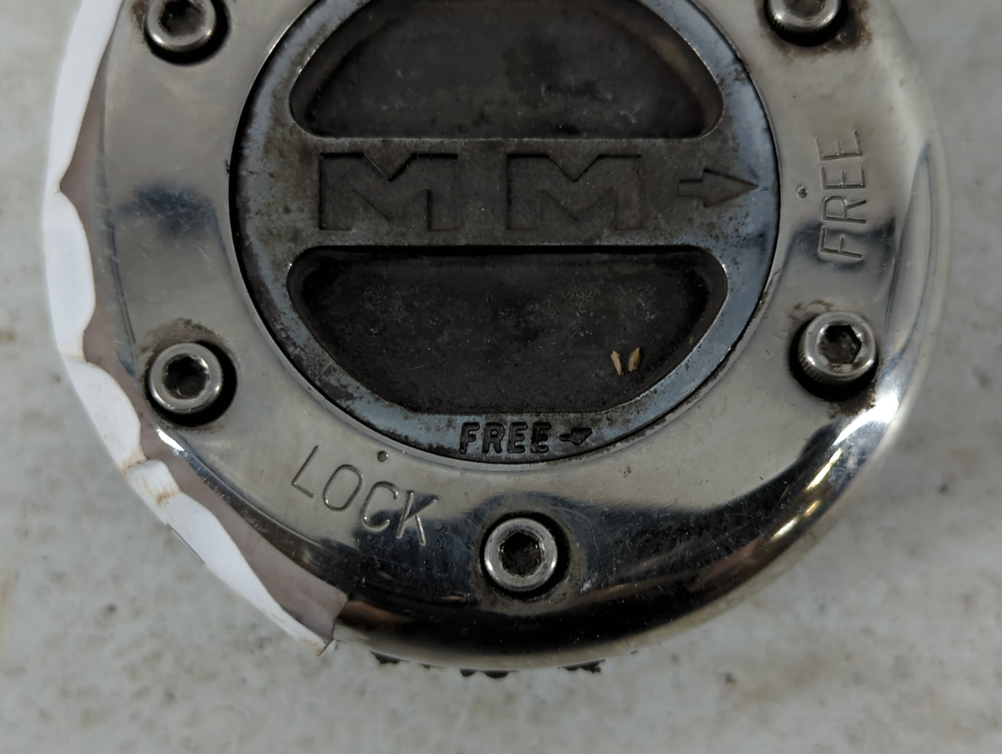 2000 Ford Excursion 4x4 Free Lock - Oemusedautoparts1.com