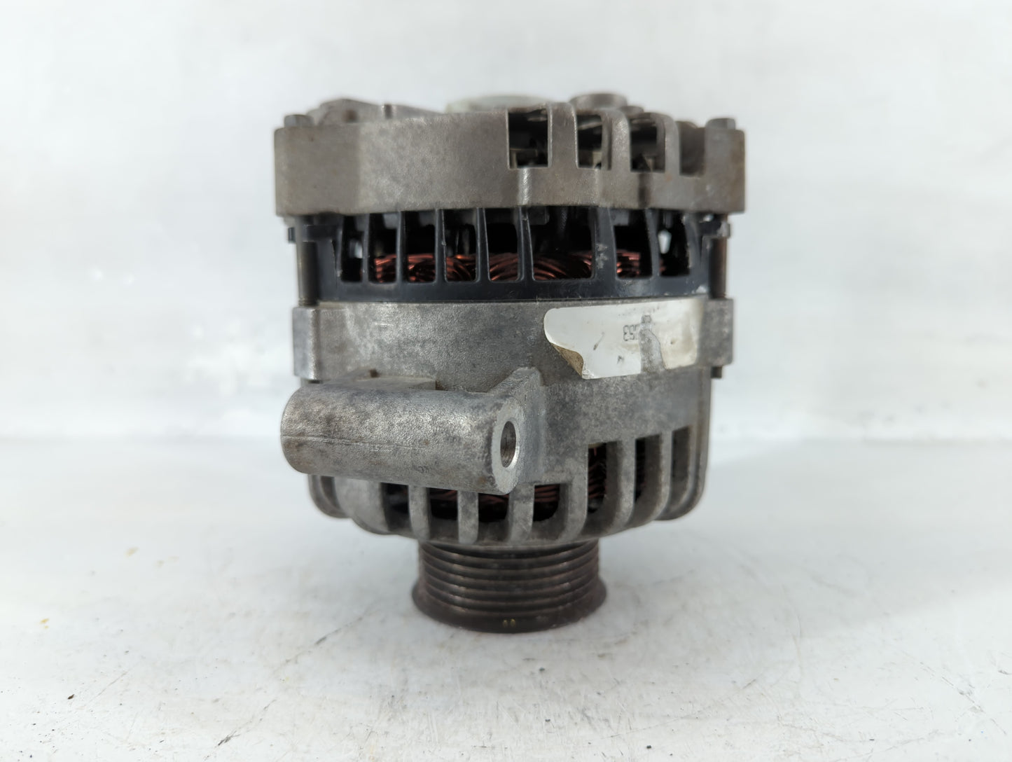 2000 Ford Excursion Alternator Replacement Generator Charging Assembly Engine OEM P/N:73 09 363 04 Fits OEM Used Auto Parts 