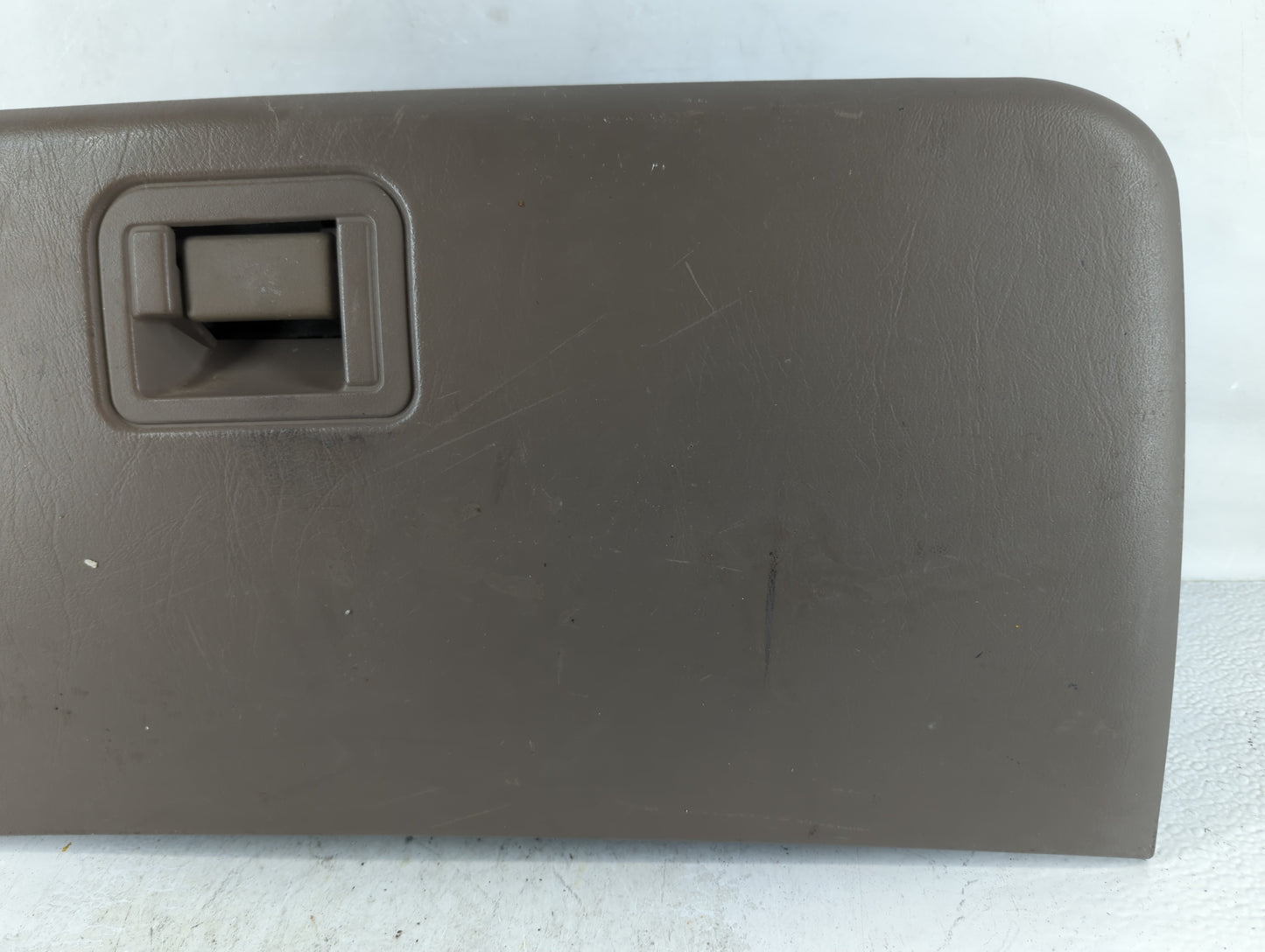 2000 Ford Excursion Passenger Glove Box Door Storage Compartment - Oemusedautoparts1.com