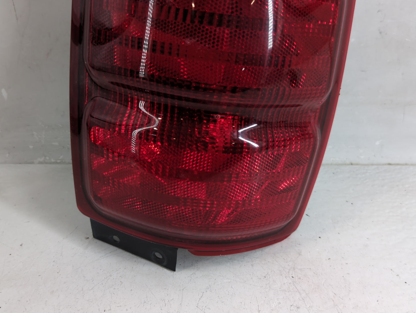 1997-2002 Ford Expedition Tail Light Assembly Driver Left OEM P/N:A1P2RST-97EN Fits Fits 1997 1998 1999 2000 2001 2002 OEM U