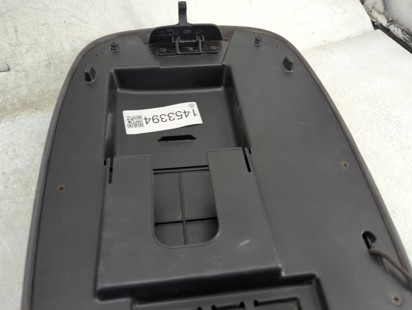 2000 Ford Expedition Center Console Armrest Cover Lid Fits OEM Used Auto Parts - Oemusedautoparts1.com